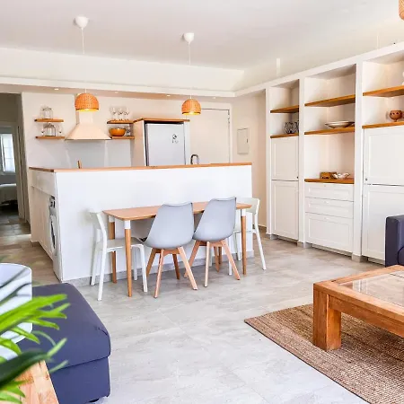 Cozy House Palm Apartment *